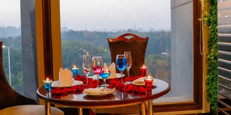Charming Candlelight Dinner, Delhi NCR - TogetherV